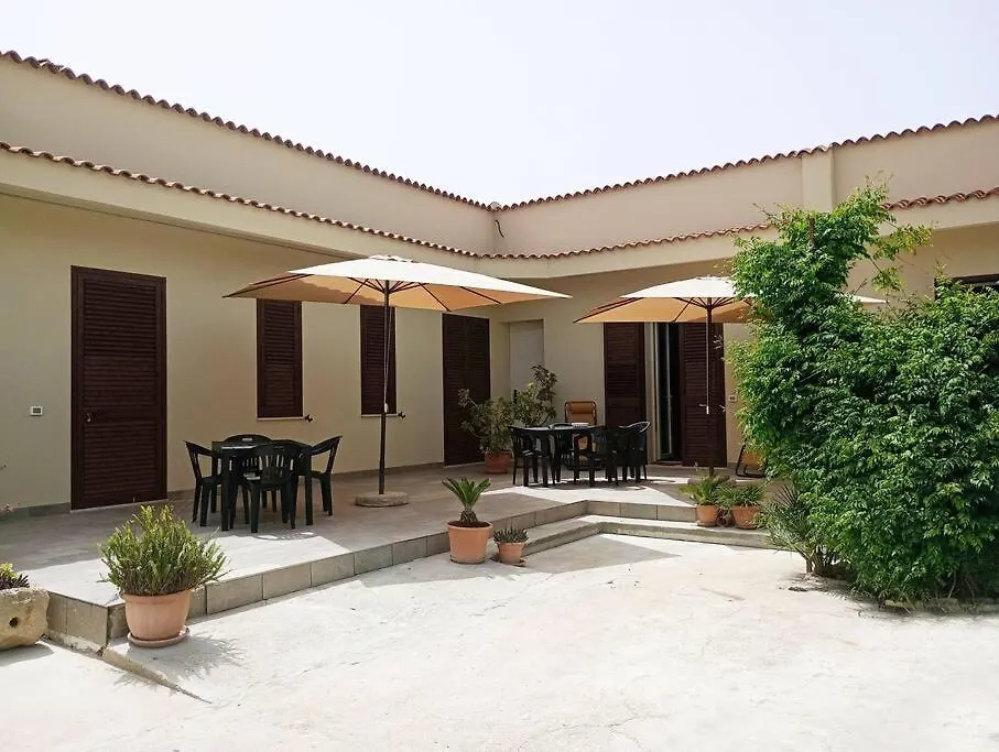Apartment West Sicily - Villa With Garden And Parking Marsala Italy